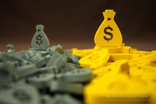meeple yellow and gray sack money